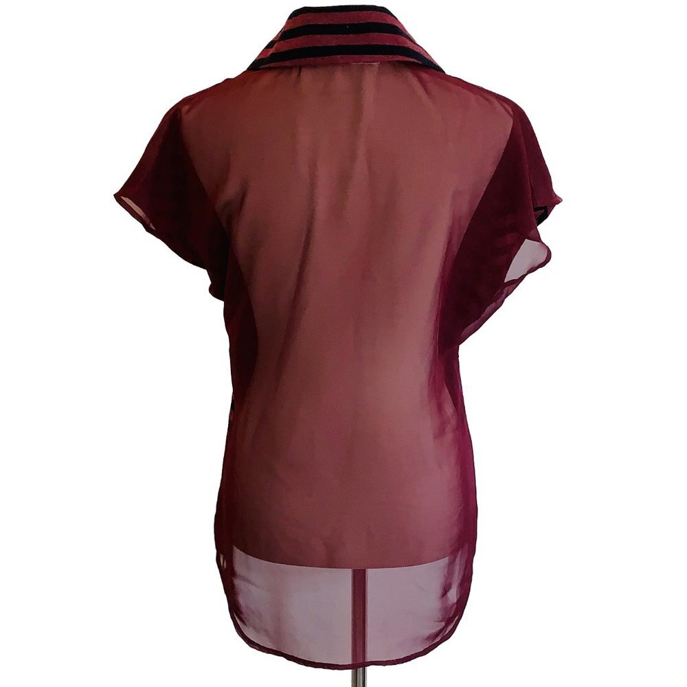NWT - Nick & Mo Embroidered Sheer Back Top - Picture 4 of 12